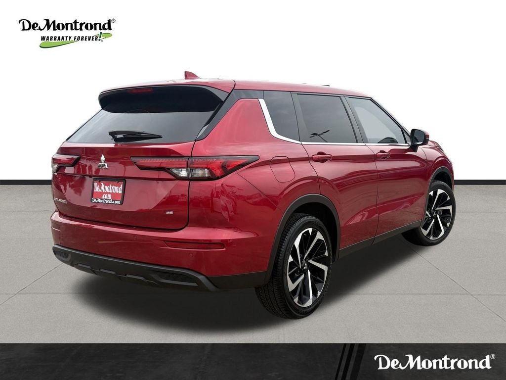 2022 Mitsubishi Outlander SE