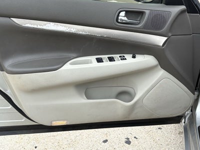 2011 INFINITI G37 Journey
