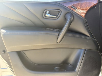 2017 INFINITI QX80 Base