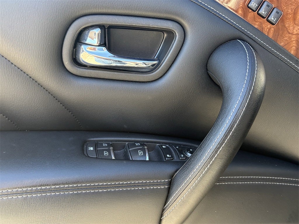 2017 INFINITI QX80 Base