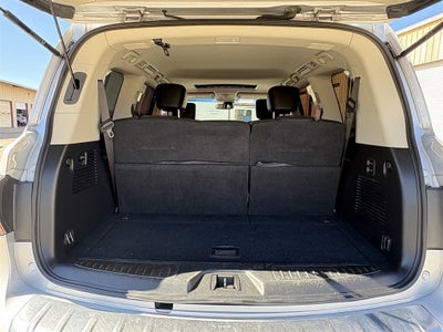 2017 INFINITI QX80 Base