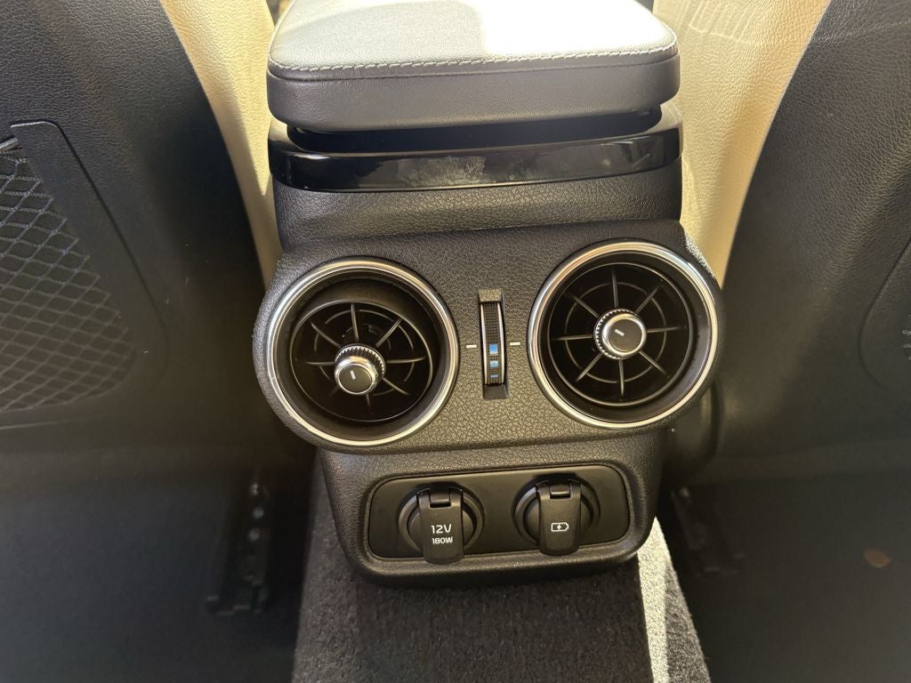 2023 Kia Stinger GT-Line