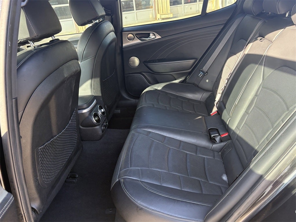 2023 Kia Stinger GT2