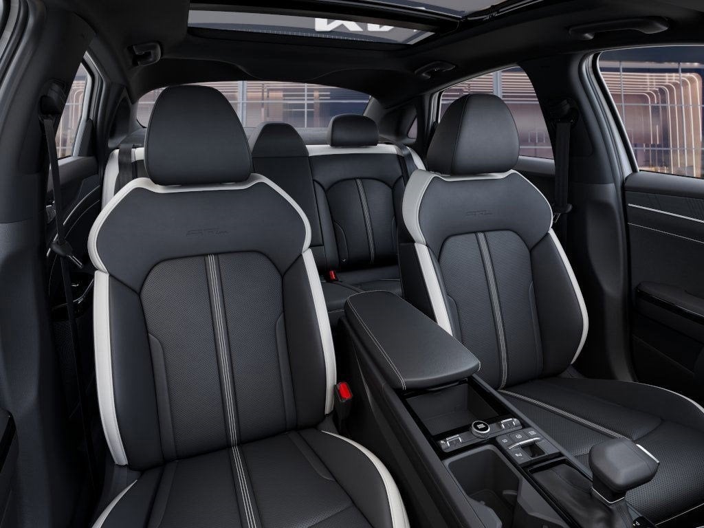 2025 Kia K5 GT-LINE FWD