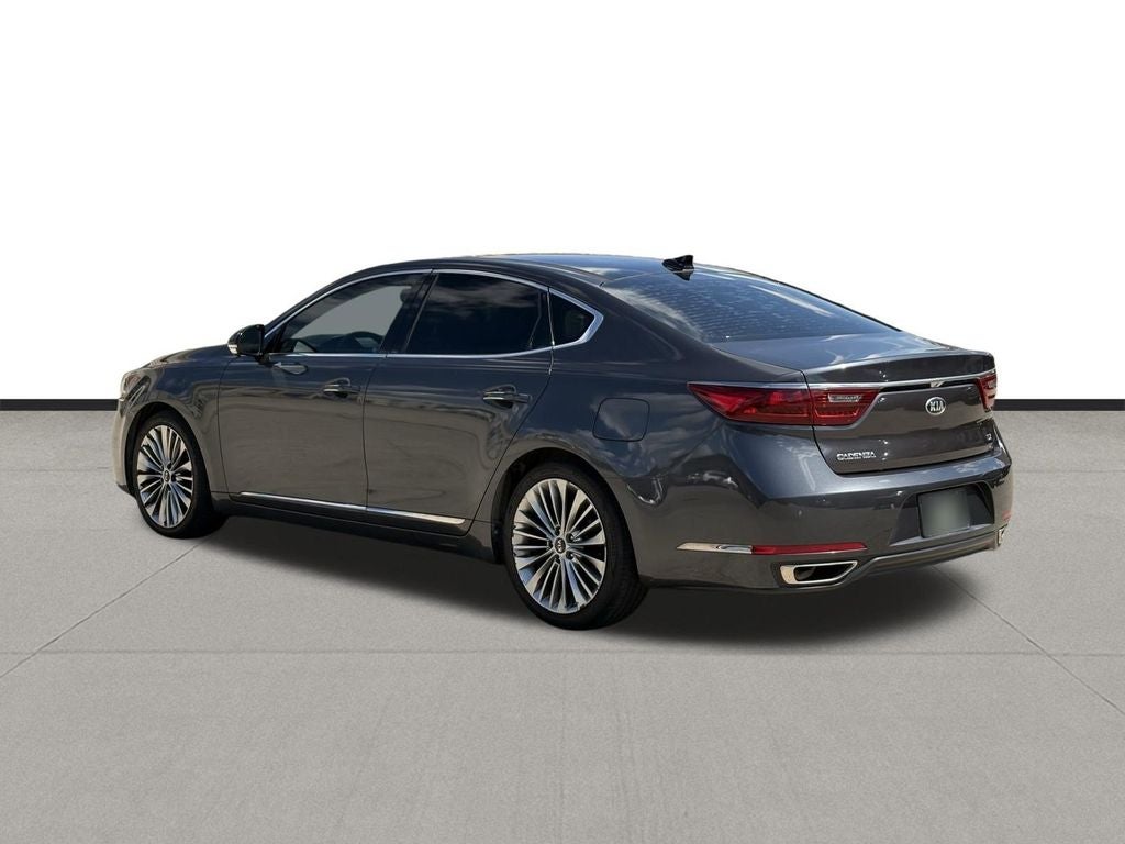 2018 Kia Cadenza Limited