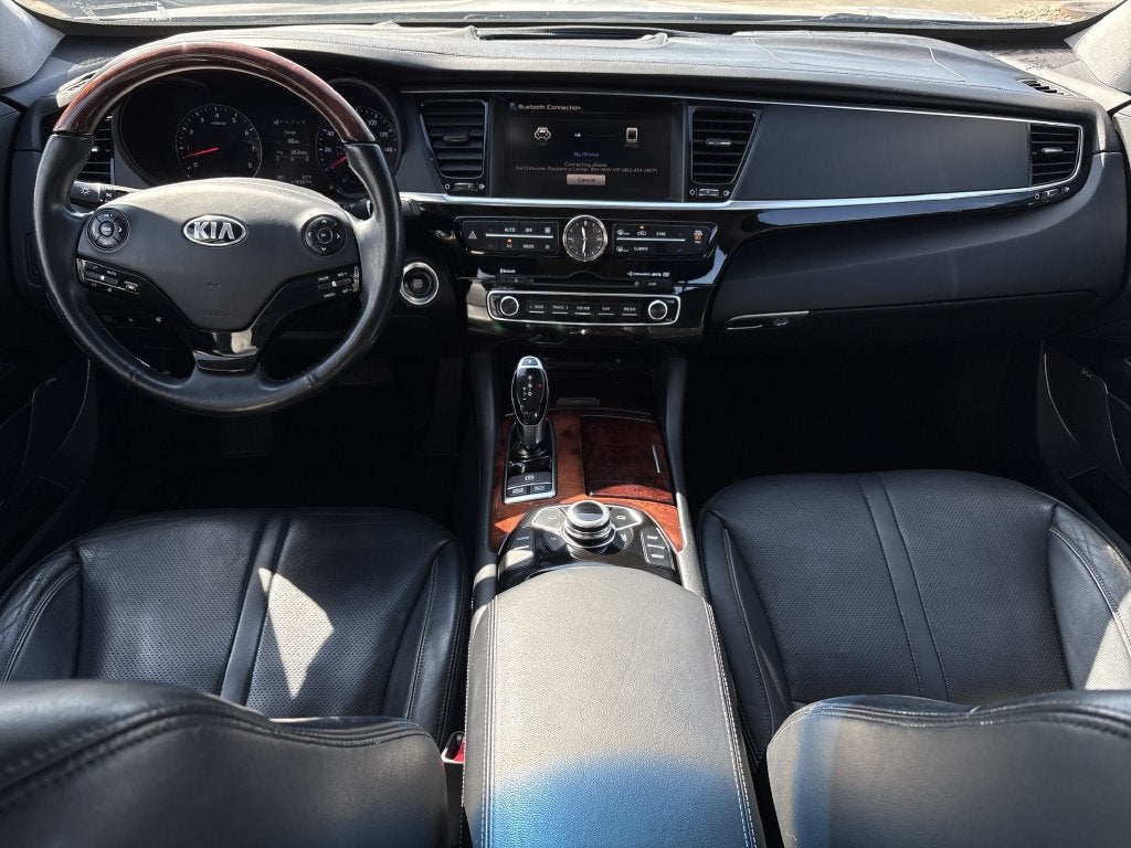 2015 Kia K900 Luxury