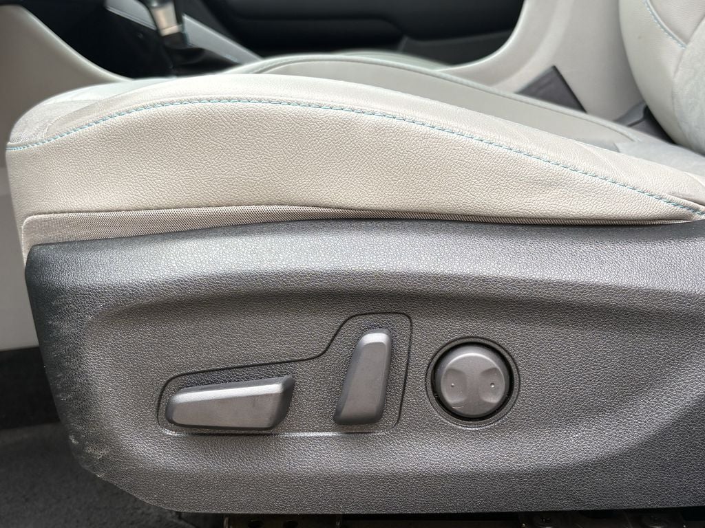2022 Kia Niro LXS