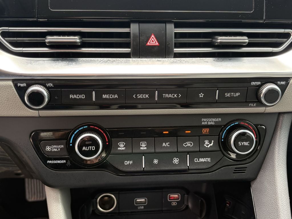 2022 Kia Niro LXS