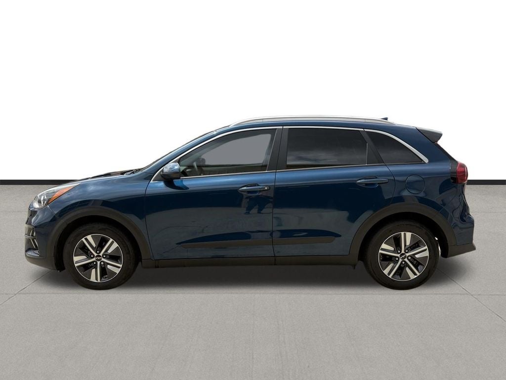2022 Kia Niro LXS