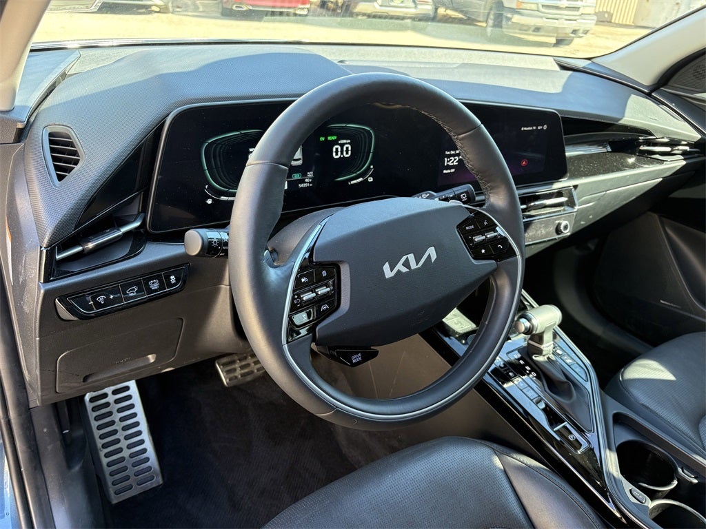 2023 Kia Niro SX Touring
