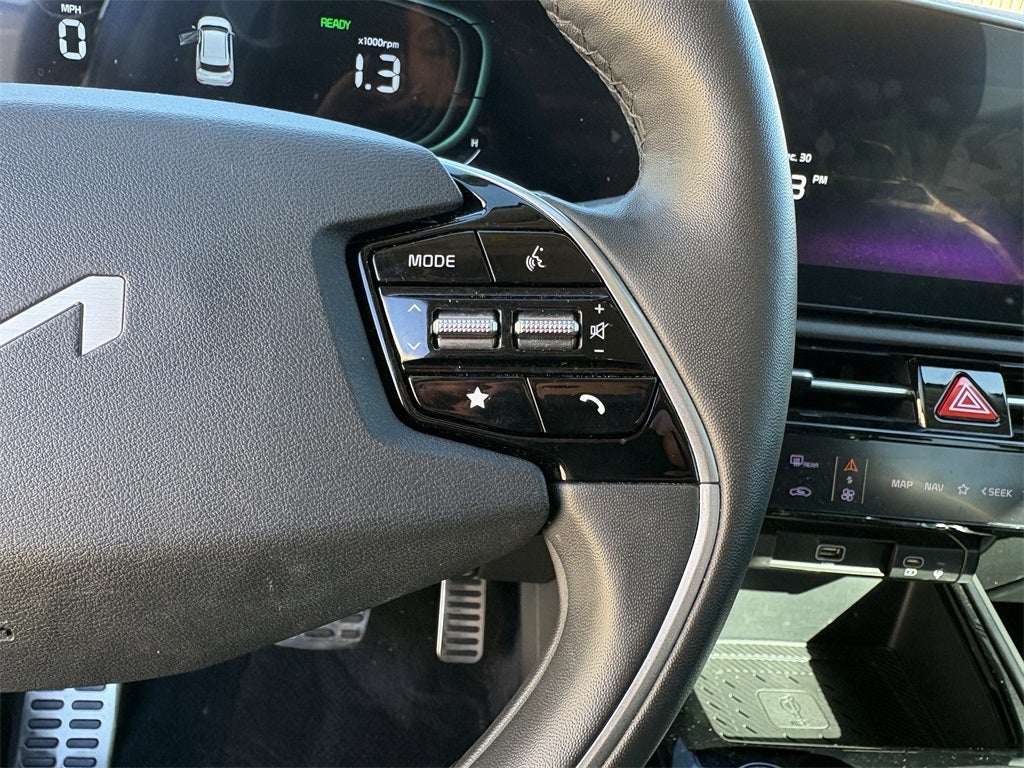 2023 Kia Niro SX Touring