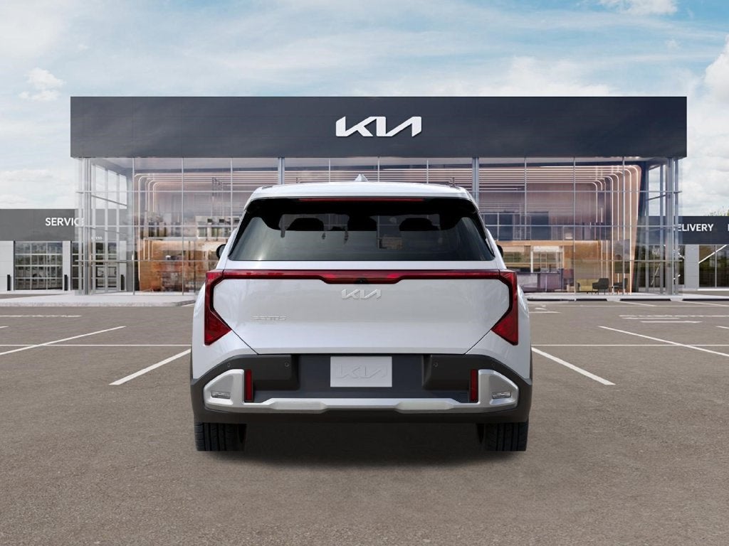 2027 Kia Seltos LX FWD