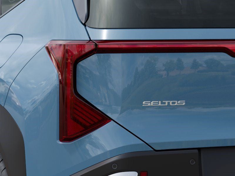2027 Kia Seltos EX FWD