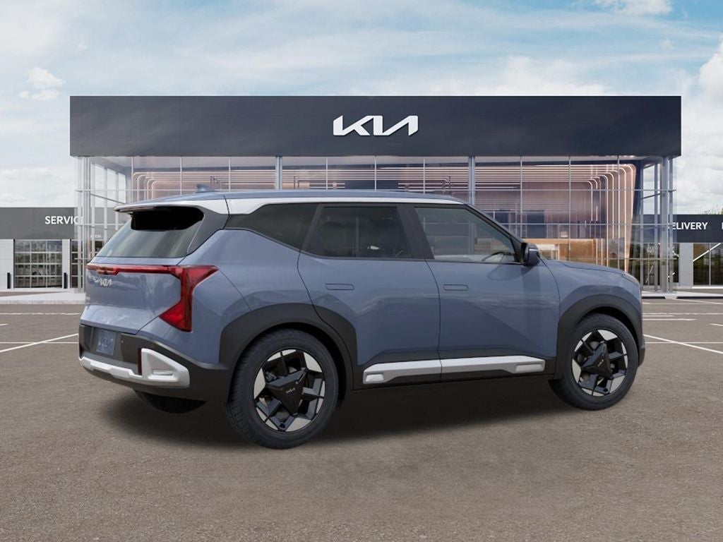 2027 Kia Seltos S FWD