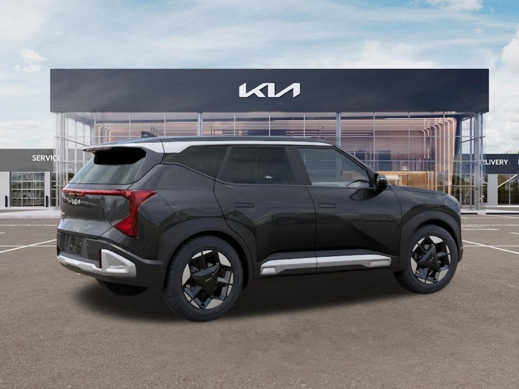 2027 Kia Seltos S FWD