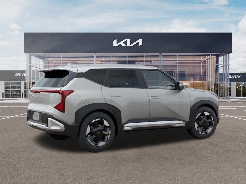2027 Kia Seltos S FWD