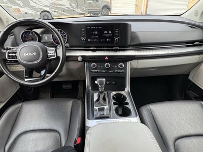 2024 Kia Carnival LX