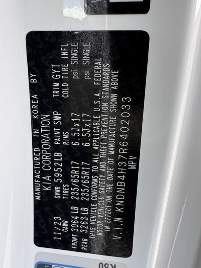 2024 Kia Carnival LX