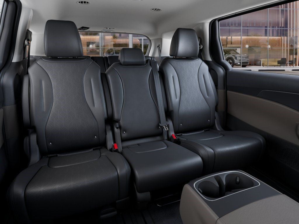 2027 Kia Carnival LXS AUTO