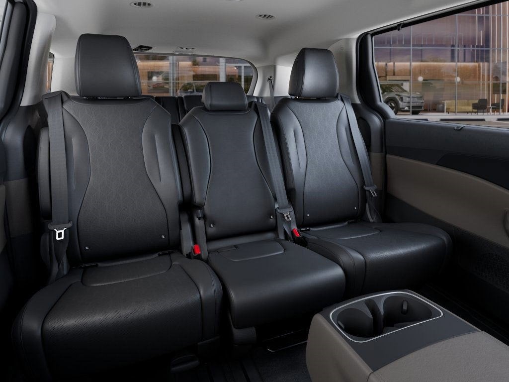 2025 Kia Carnival EX AUTO