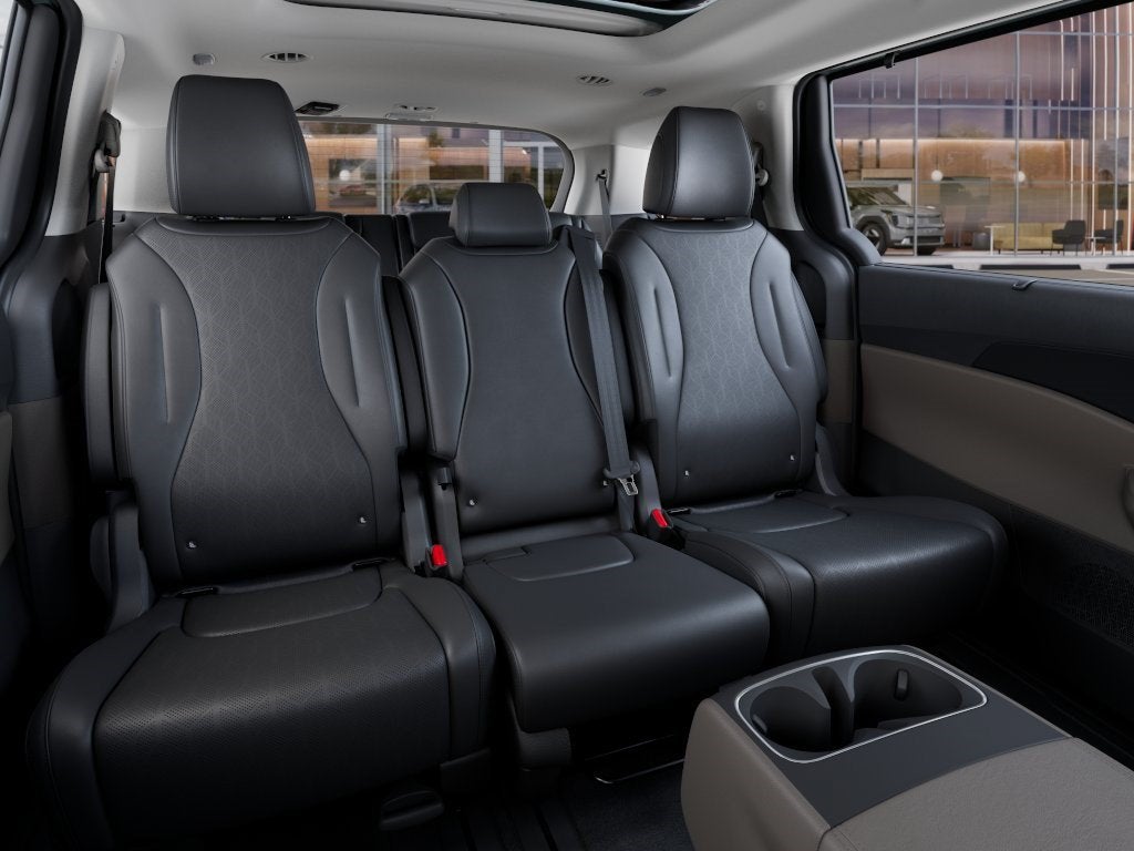 2027 Kia Carnival SX AUTO