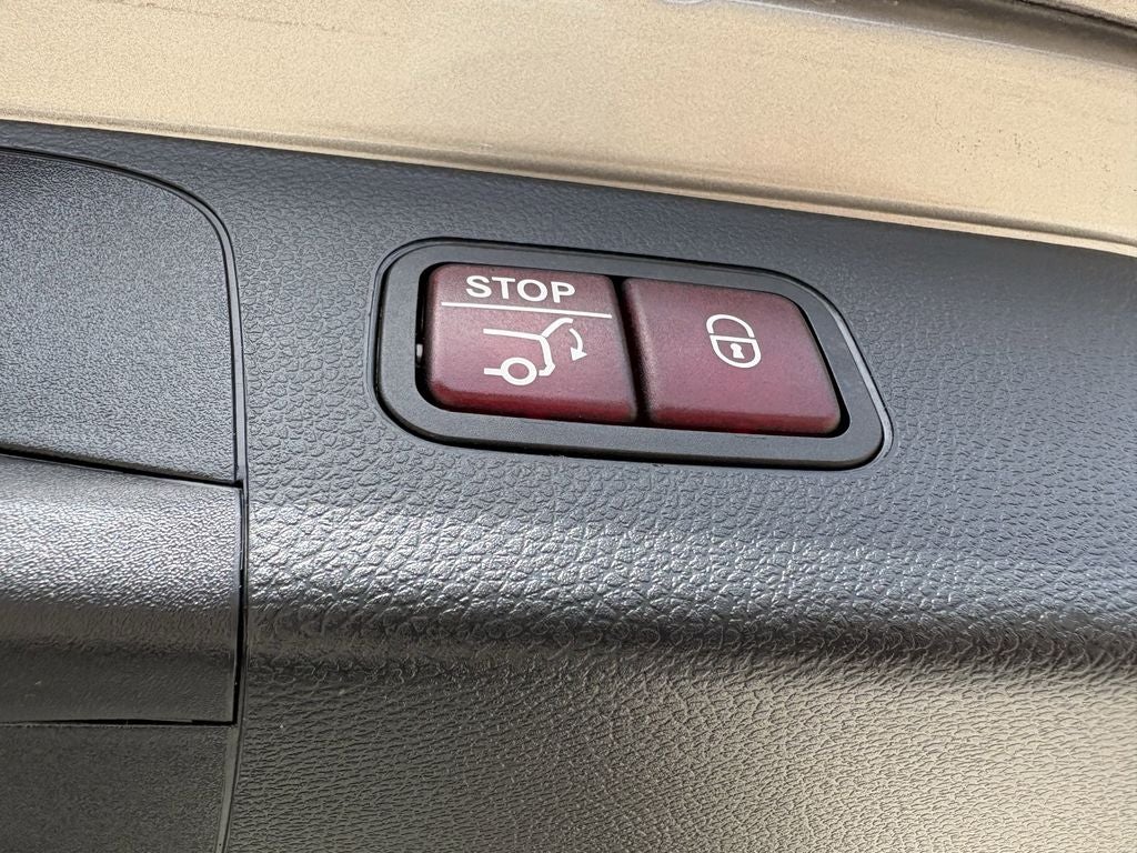 2020 Mercedes-Benz GLC GLC 300