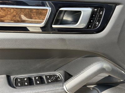 2021 Porsche Cayenne Base