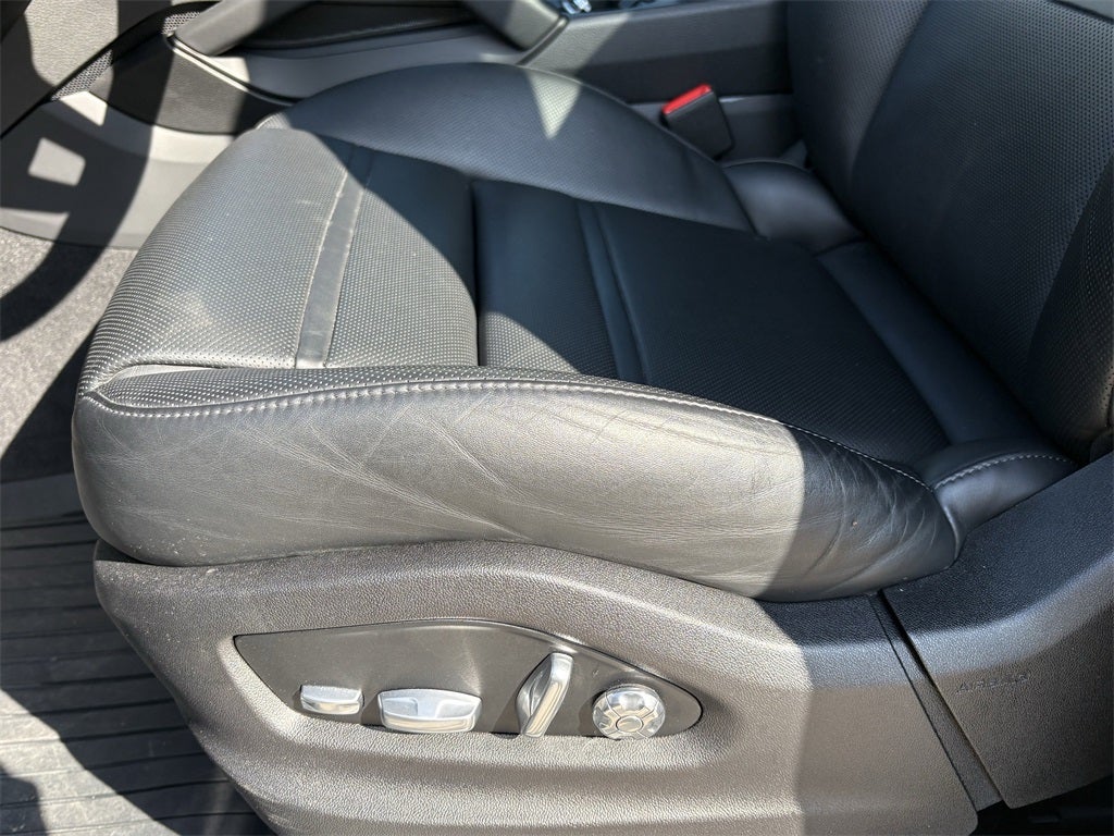 2021 Porsche Cayenne Base