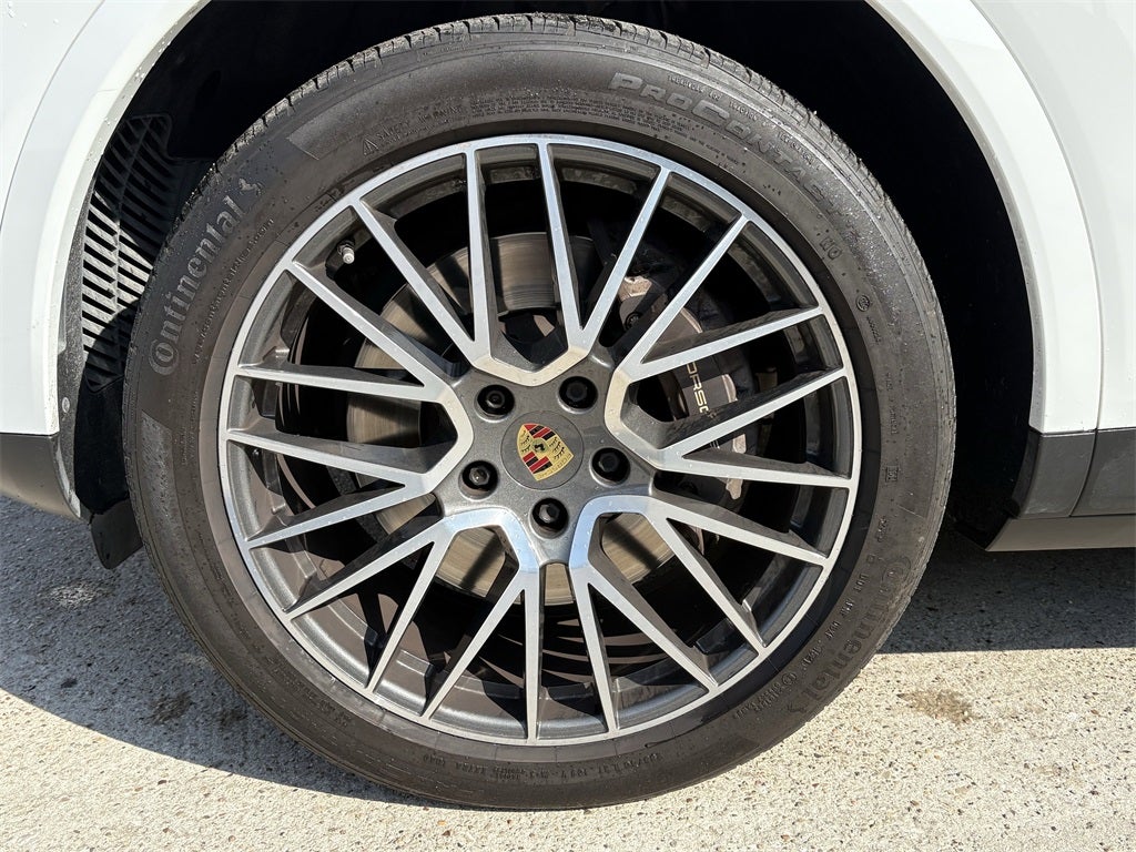 2021 Porsche Cayenne Base