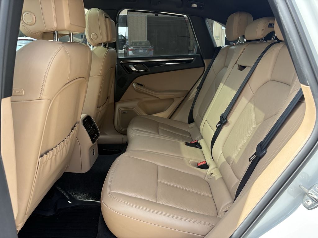2020 Porsche Macan S