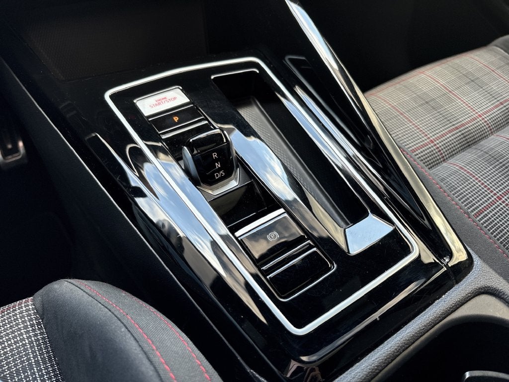 2024 Volkswagen Golf GTI 2.0T SE