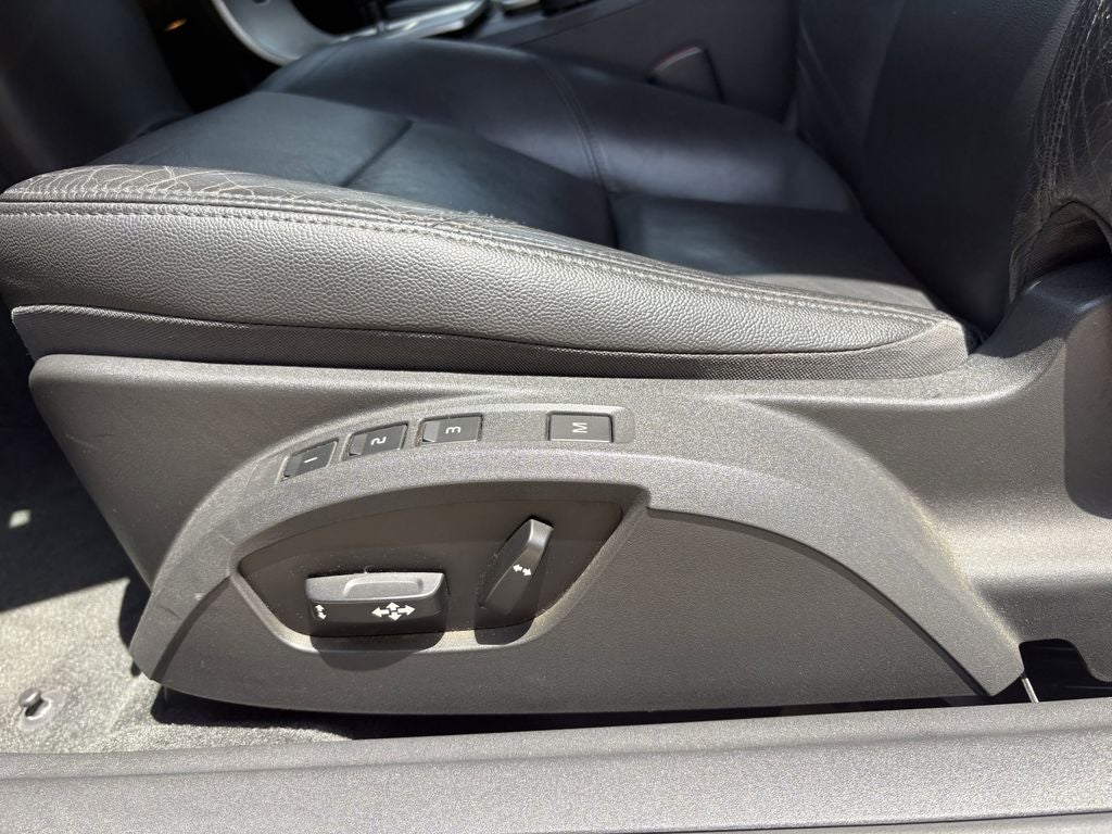 2010 Volvo C70 T5