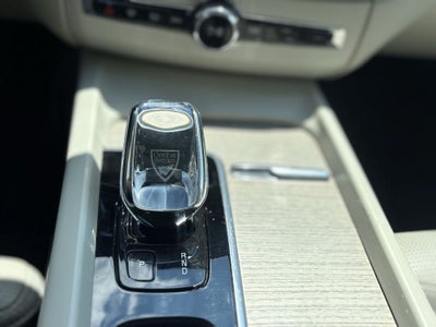 2022 Volvo XC60 B6 Inscription