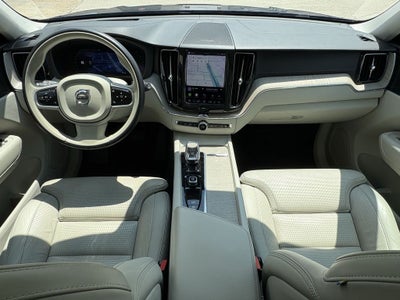 2022 Volvo XC60 B6 Inscription