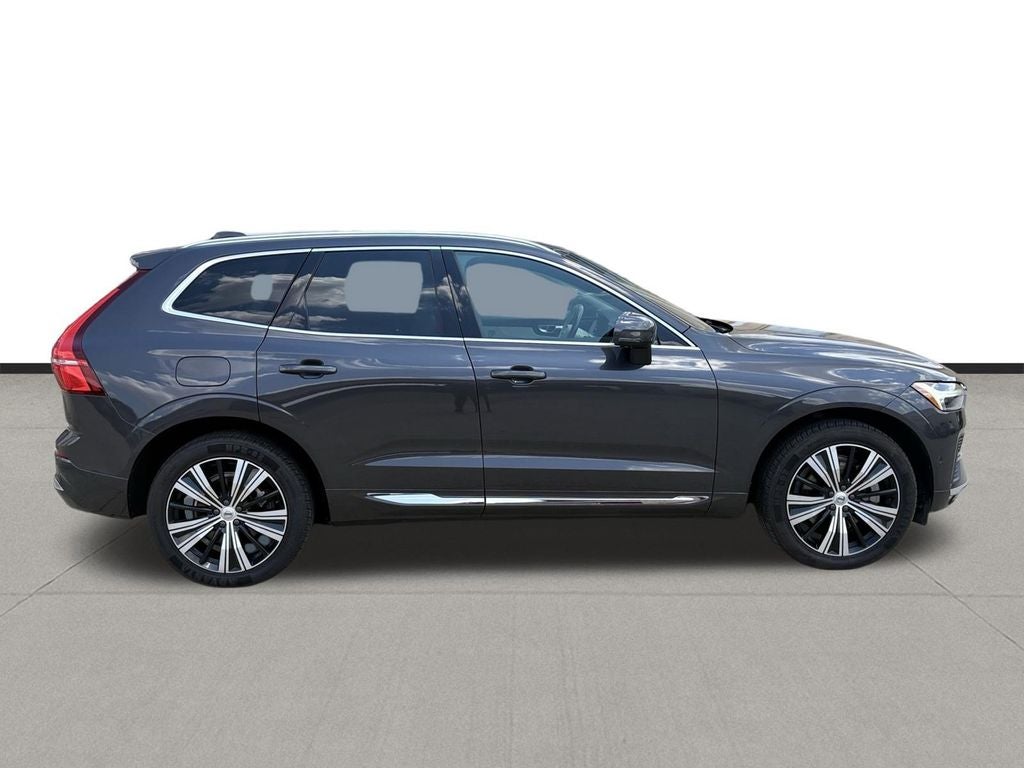 2022 Volvo XC60 B6 Inscription
