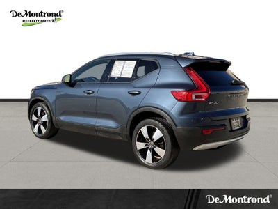 2021 Volvo XC40 Momentum