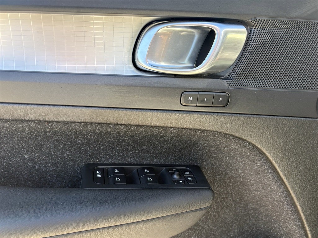 2020 Volvo XC40 Momentum