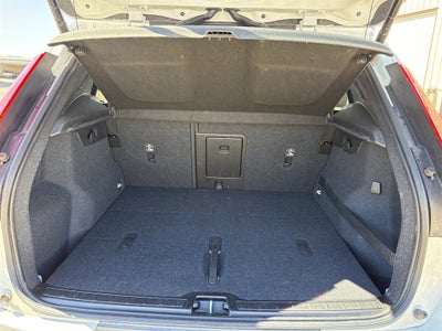 2020 Volvo XC40 Momentum