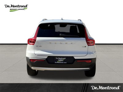 2020 Volvo XC40 Momentum