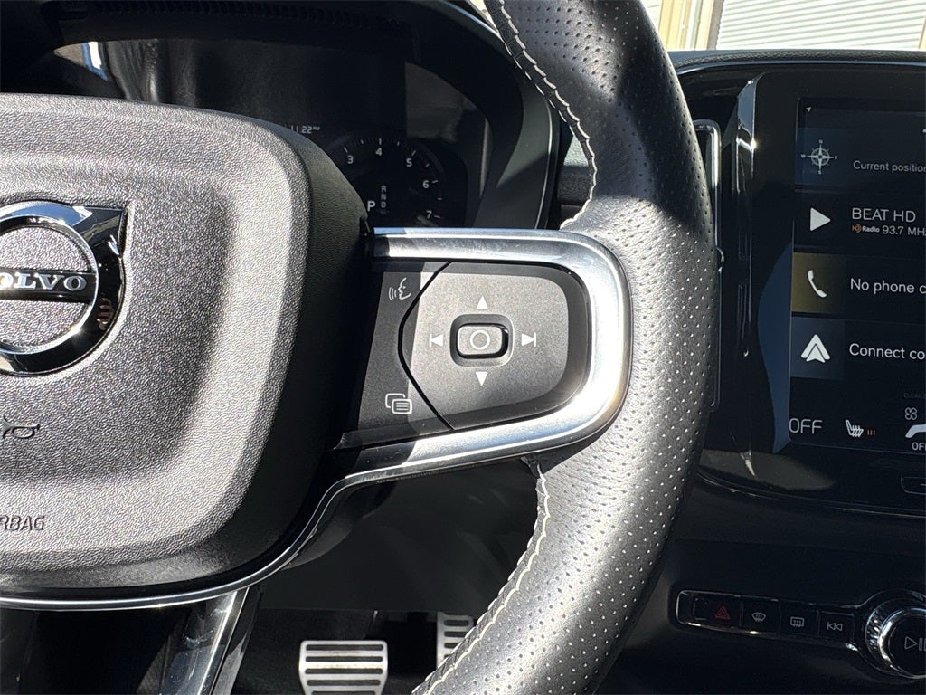 2021 Volvo XC40 R-Design