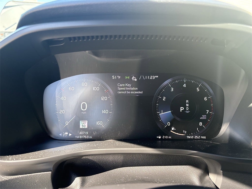 2021 Volvo XC40 R-Design