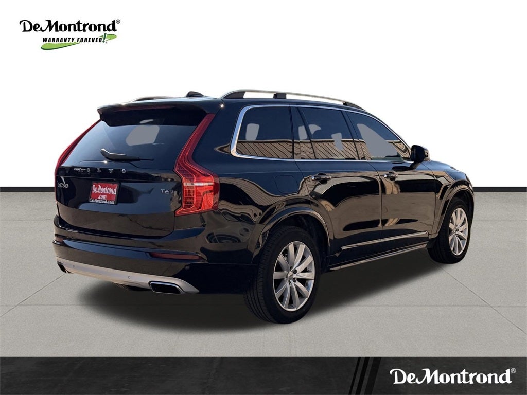 2016 Volvo XC90 T6 Momentum