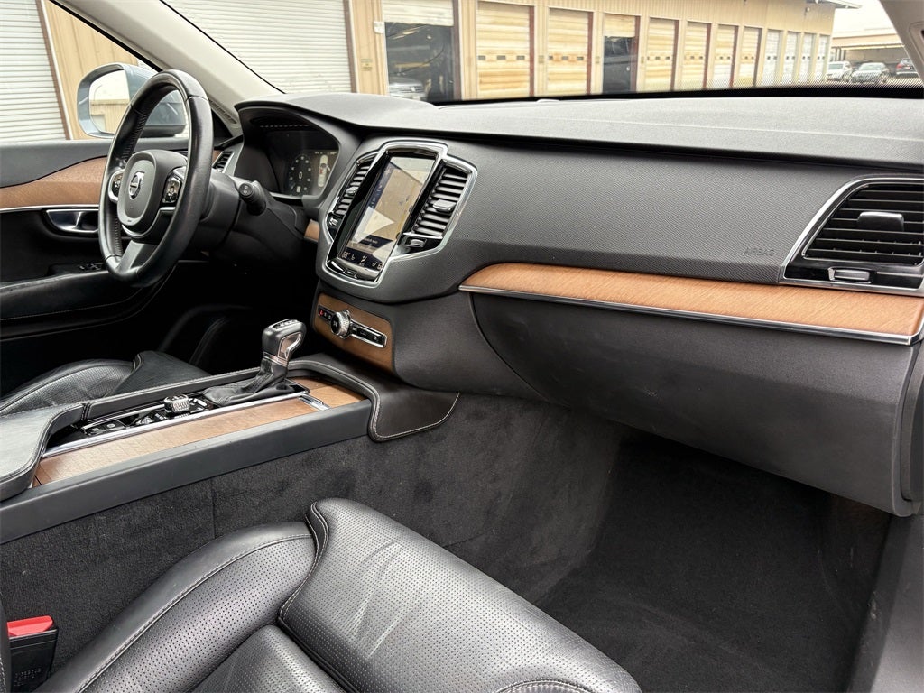 2017 Volvo XC90 T6 Inscription