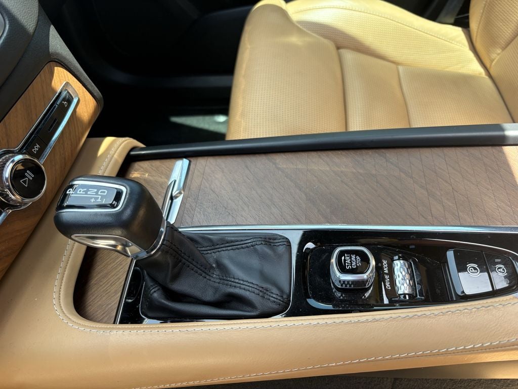 2018 Volvo XC90 T6 Inscription
