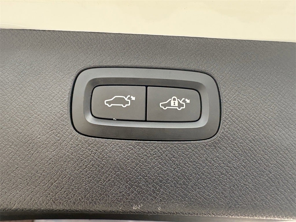 2020 Volvo XC90 T6 Inscription