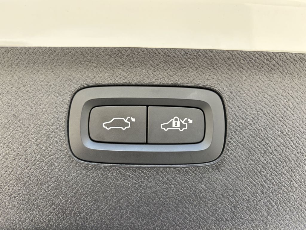 2018 Volvo XC90 T6 Inscription