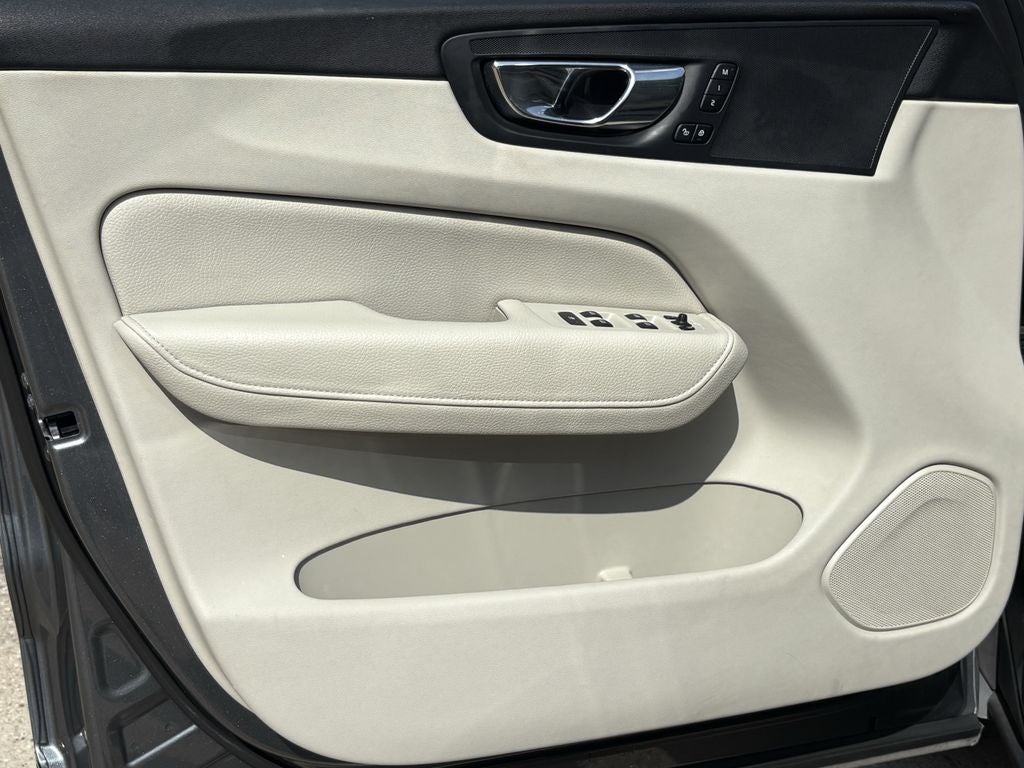 2018 Volvo XC60 T6 Momentum