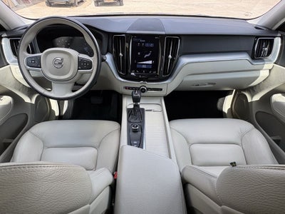 2018 Volvo XC60 T6 Momentum