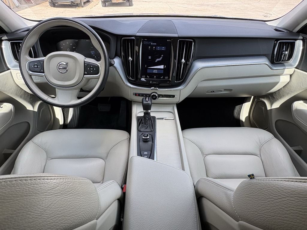 2018 Volvo XC60 T6 Momentum