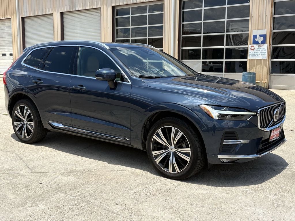 2022 Volvo XC60 B5 Inscription